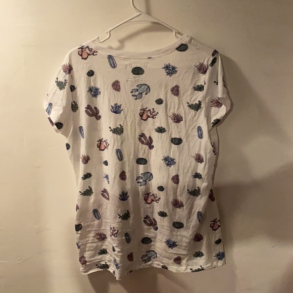 T-shirt - Picture 2 of 2